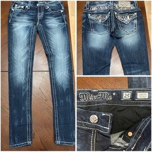 Miss Me Skinny Jeans w/Pocket Detail - Size 25